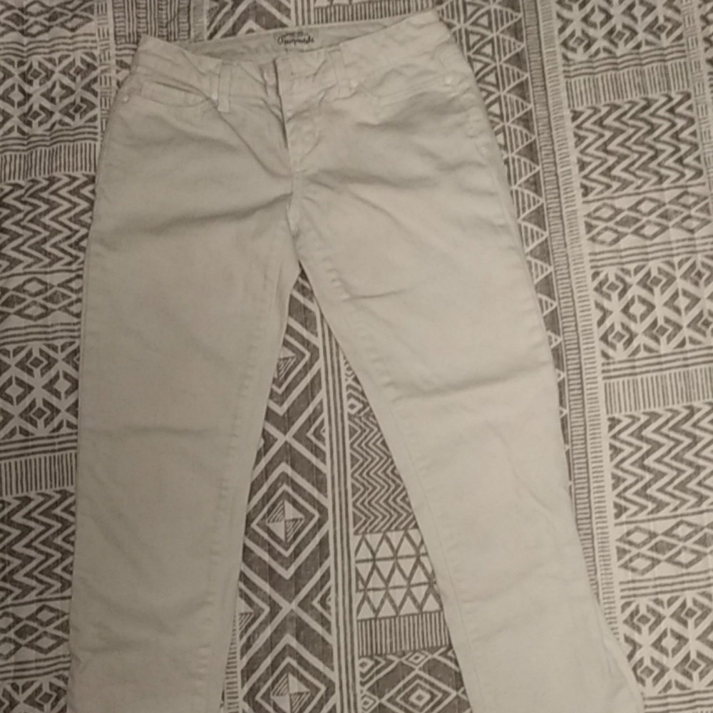 Aeropostale capris